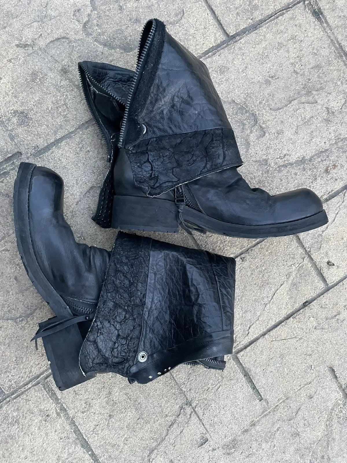 Kmrii Crush Boots