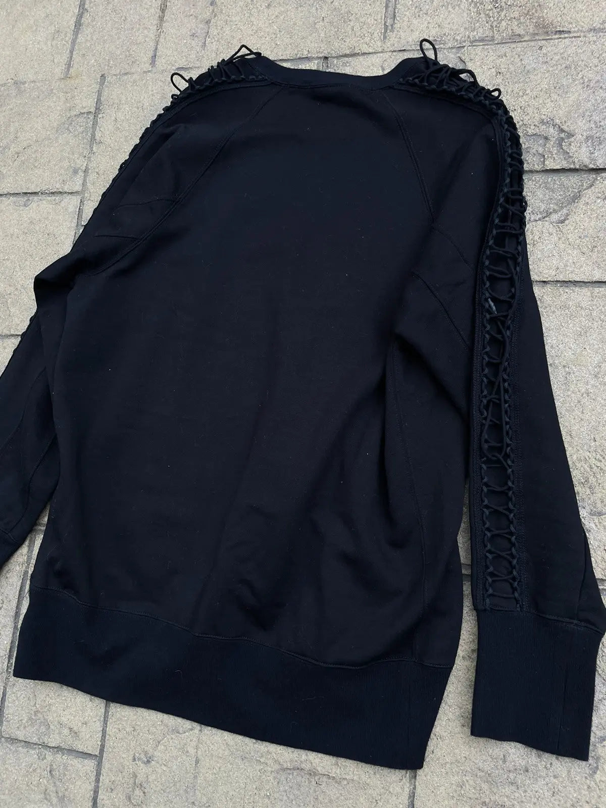 Julius SS18 “APCLPS” Lace Sweater Black